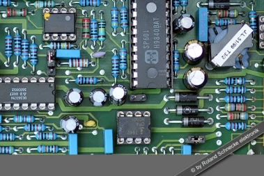 Nachbau von Platinen und Re-Engineering - Wir reparieren!